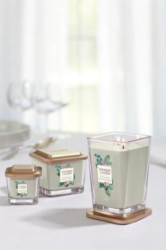 Yankee Candle, świeca zapachowa, Exotic Bergamot, Elevation, słoik średni, 347g.