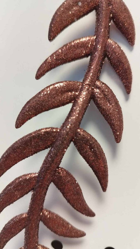 Zawieszka na choinkę liść brokatowy ciemny brąz 20x4cm tworzywo sztuczne