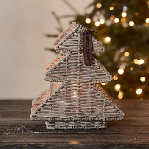 Riviera Maison Świecznik świąteczny choinka rattanowa RR Lovely Trees Votive 17x15x12,5cm
