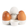 Stojak podstawka do jajek Riviera Maison Salty Eggs Egg Holder porcelana biała 13,8x9cm