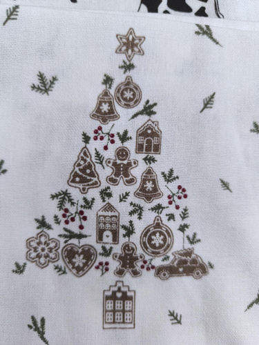 Ręcznik kuchenny świąteczny z piernikową choinką Krasilnikoff Danish Design kolor biały/brązowy/zielony 50x70cm 100% bawełna