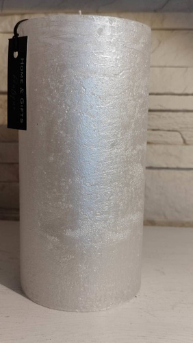 Świeca dekoracyjna walec Metalic biała perłowa metaliczny połysk 13x10cm czas palenia około 100h