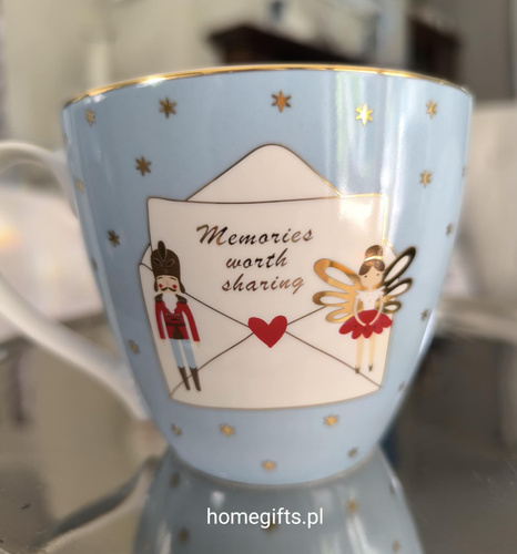 Kubek świąteczny porcelanowy Greengate Mug Xmas letter pale blue 9x10cm kolor błękitny 300ml