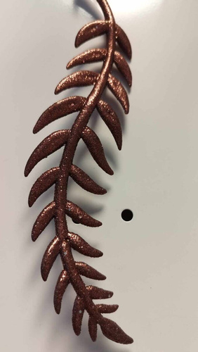 Zawieszka na choinkę liść brokatowy ciemny brąz 20x4cm tworzywo sztuczne