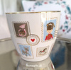 Kubek świąteczny porcelanowy Greengate Mug Xmas letter white 9x10cm kolor biały 300ml