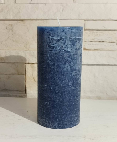 Świeca dekoracyjna walec Rustic kolor granatowy 15x7cm czas palenia około 70h