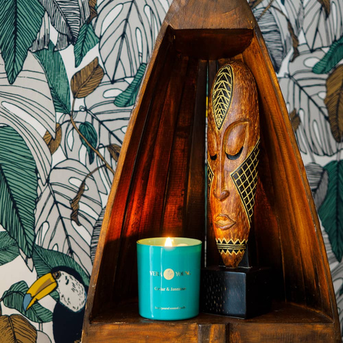 Świeca sojowa zapachowa Vera Young Bliss - Cedar & Jasmine 1 knot bawełniany 220g czas palenia około 70h